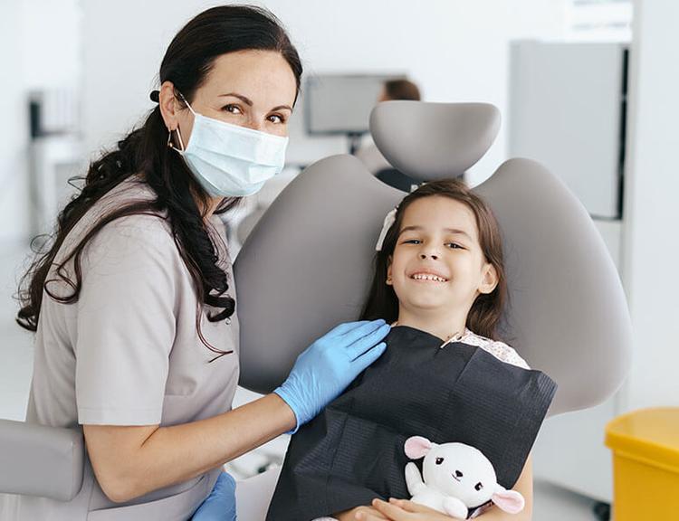 Best Dentist in Simi Valley, CA